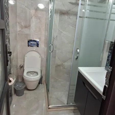Akay Hotel *