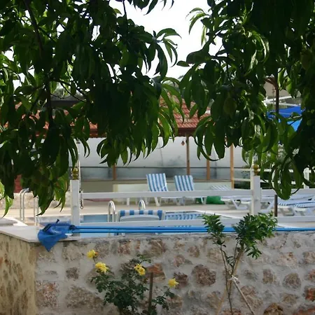 Ξενοδοχείο Akay *