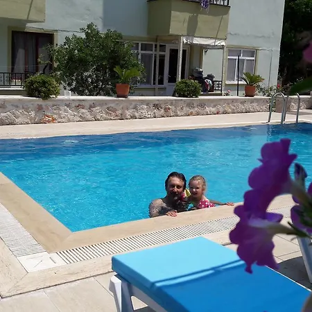 Akay Ξενοδοχείο *