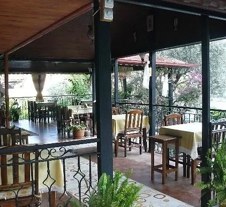 Akay Hotel *